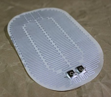 Poliesterio šildymo elementas automobilio galinio vaizdo veidrodžiams