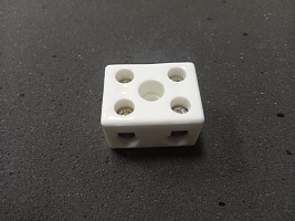 Keraminė kontaktinė kaladėlė 2P35А (02-08)