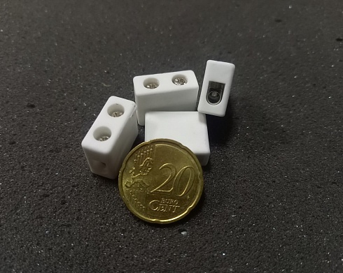 Keraminė kontaktinė kaladėlė 1Р5А (01-07)