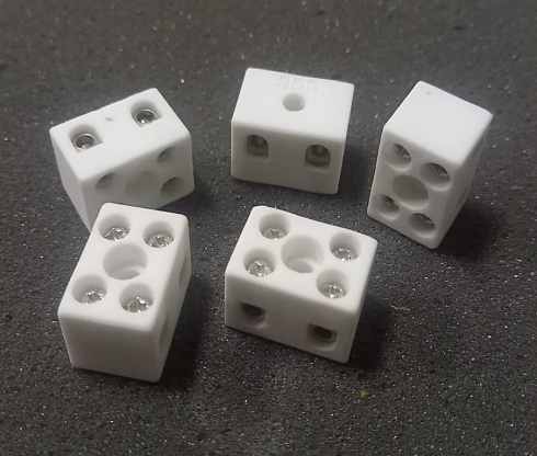 Keraminė kontaktinė kaladėlė 2P10А (02-24)