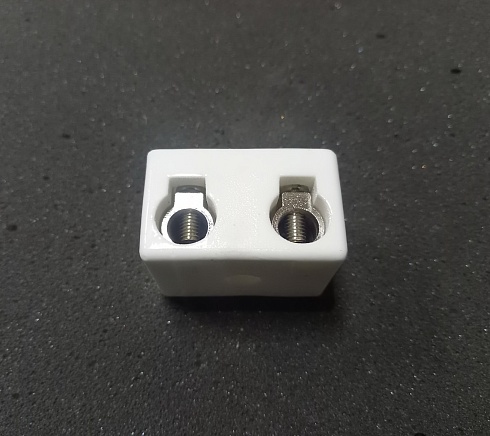 Keraminė kontaktinė kaladėlė 2P35А (02-08)