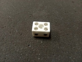 Keraminė kontaktinė kaladėlė 2P10А (02-24)