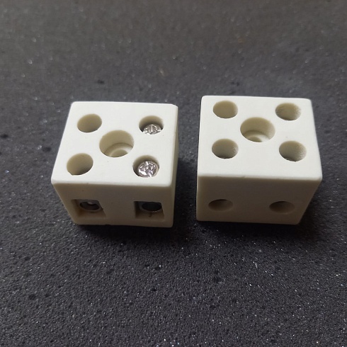 Keraminė kontaktinė kaladėlė 2P30А (02-15)