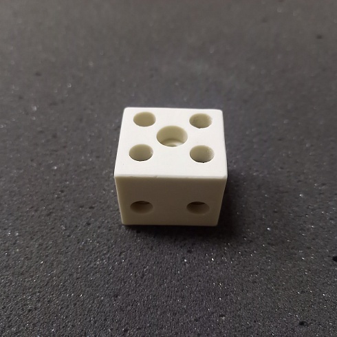 Keraminė kontaktinė kaladėlė 2P30А (02-15)